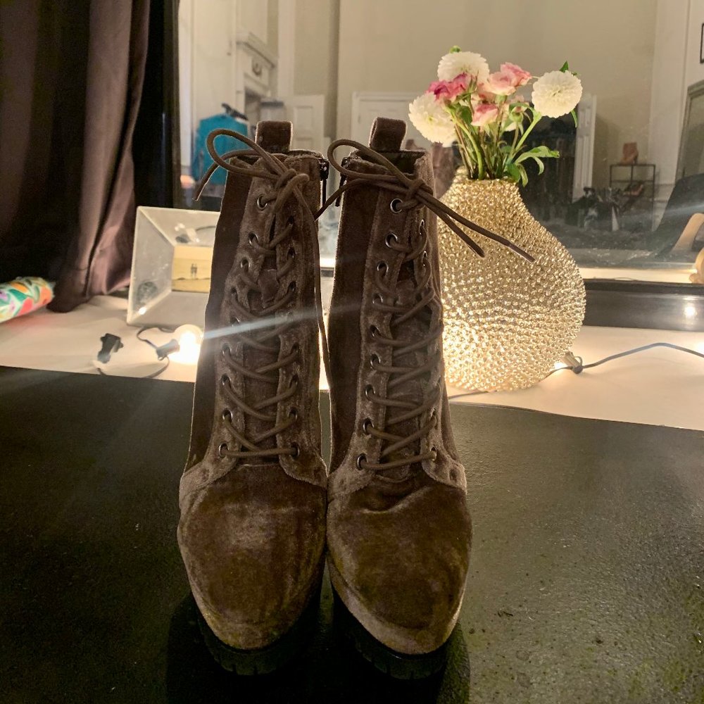 Aldo Gray/Brown Velvet Lace up Booties 7.5
